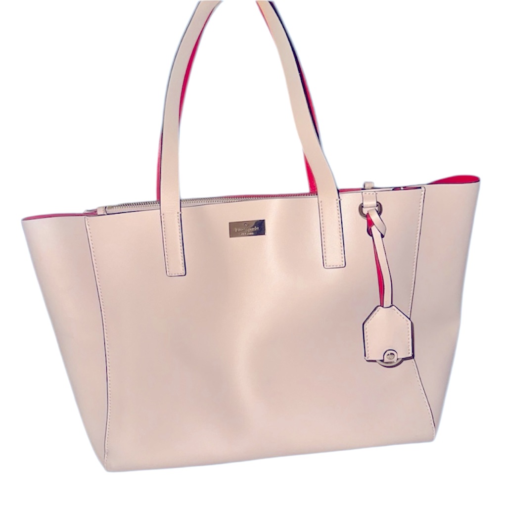 Kate Spade Armazon Exterieur Tote Bag In Elegant Cream Color And Red Interior